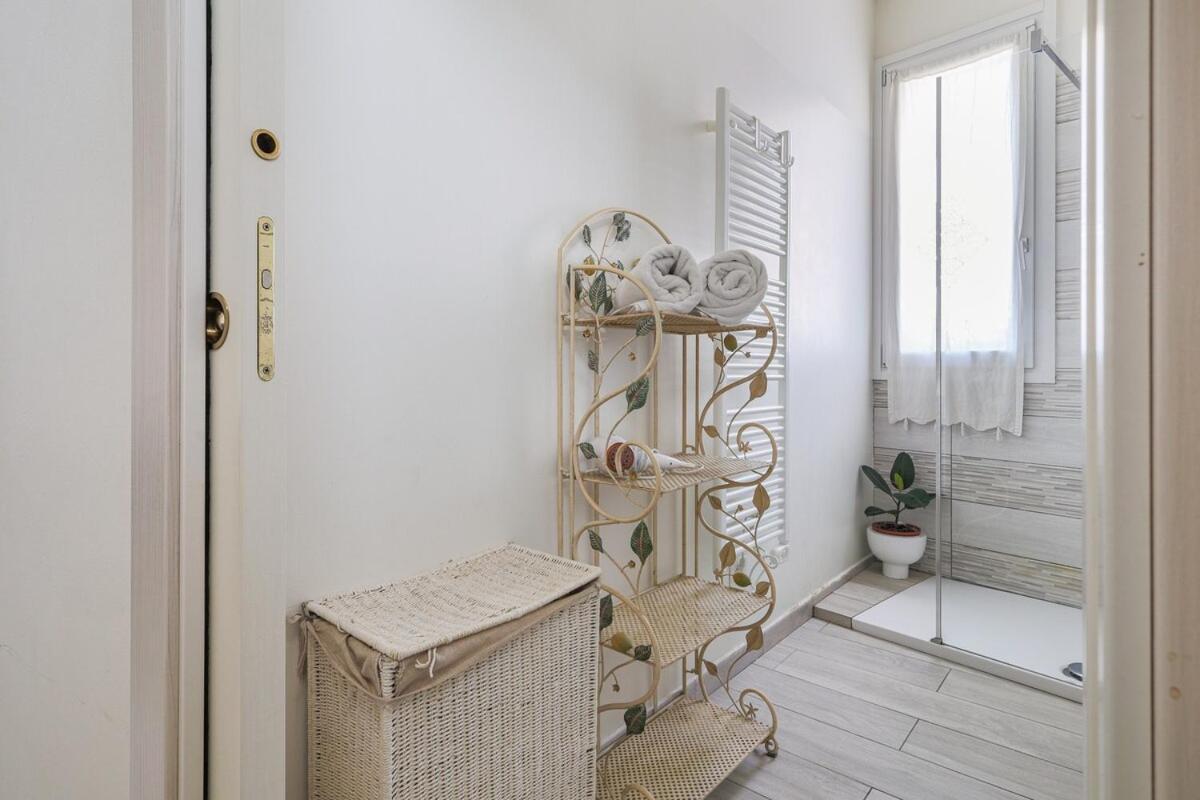 فيلا Jacuzzi & Relax - Casa Indipendente 20Min Da Milano Zelo Buon Persico المظهر الخارجي الصورة